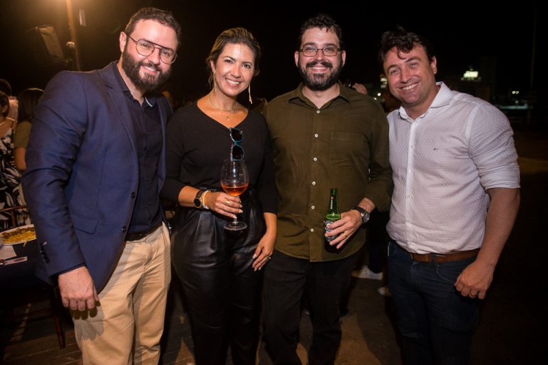 Sunset Meeting - YoungShip Brazil promove uma animada confraternização no Iate clube