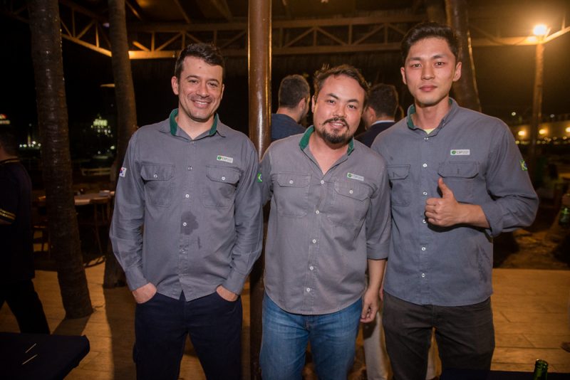 Sunset Meeting - YoungShip Brazil promove uma animada confraternização no Iate clube