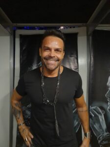 22b78222 B9f0 40a4 A3e6 8e7e5ac7c68f 225x300