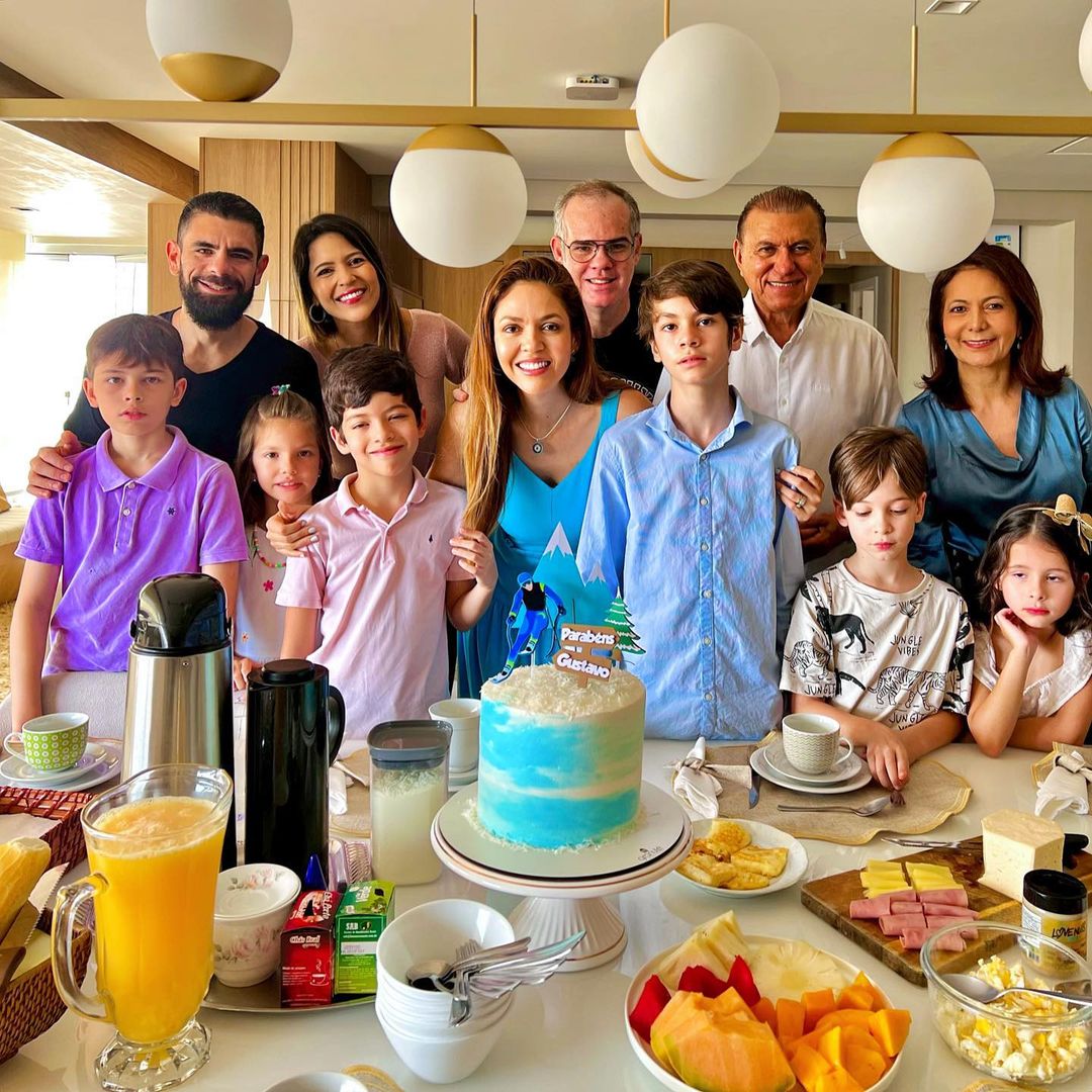 Ana Flávia Torquato comemora o aniversário do primogênito Gustavo em família