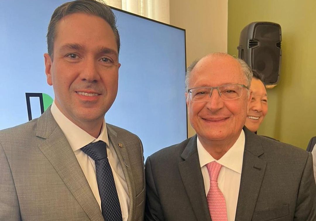 Deputado federal Eduardo Bismarck participa de reunião com o vice-presidente Geraldo Alckmin