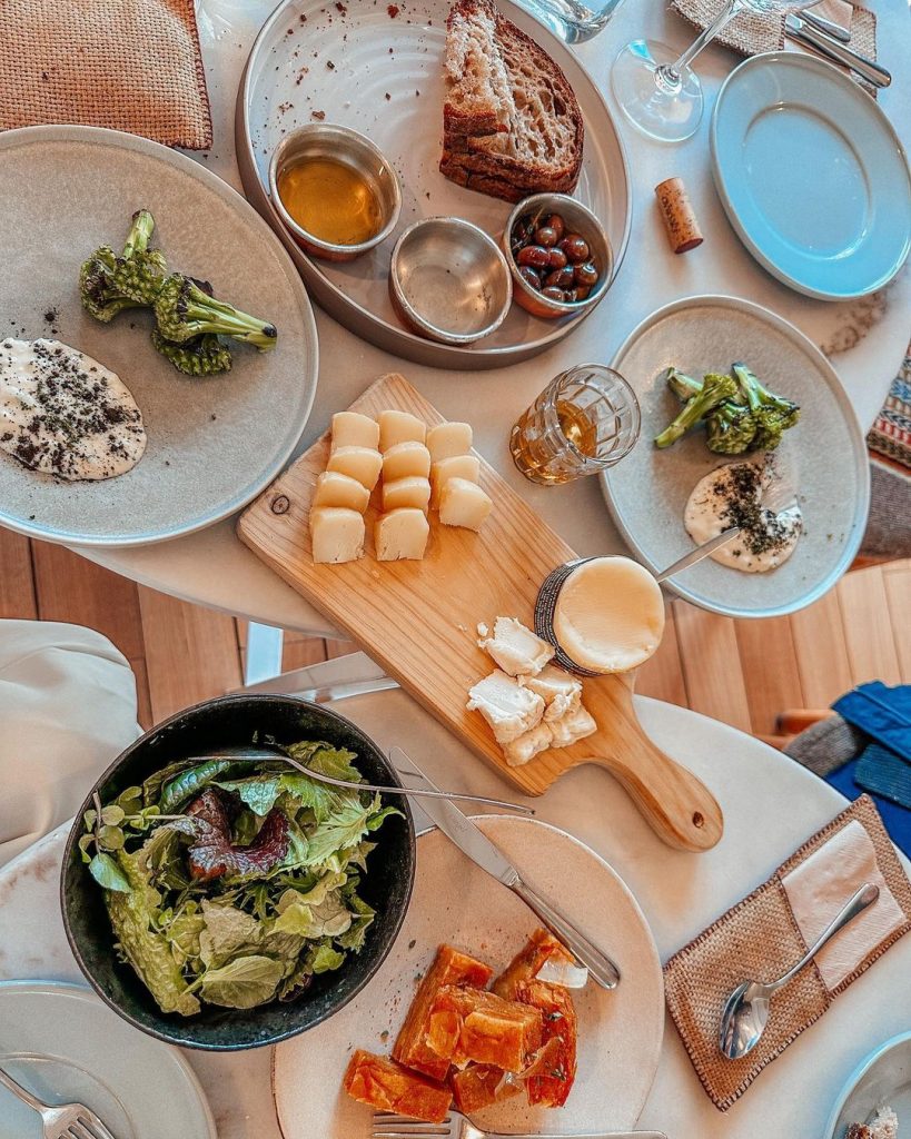 330654061 3443919432560265 303564543234322589 N