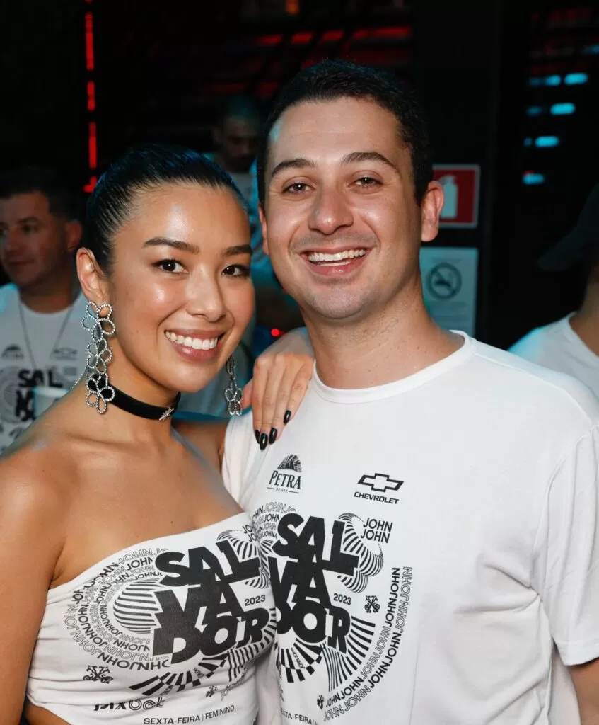 Anotabahia Schutz Recebeu Amigas Da Marca E Influenciadores No Camarote Salvador Photo 2023 02 18 11 14 11 847x1024.jpg