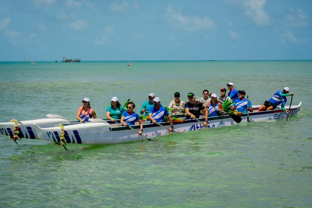 Iate Clube Fortaleza inaugura escola de canoagem com passeios e aulas em canoas havaiana