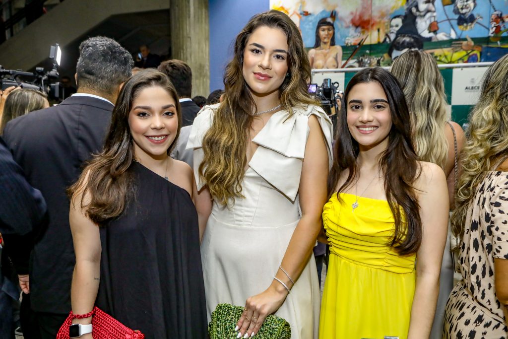 Beatriz Monteiiro, Isabella Casale E Camila Leao