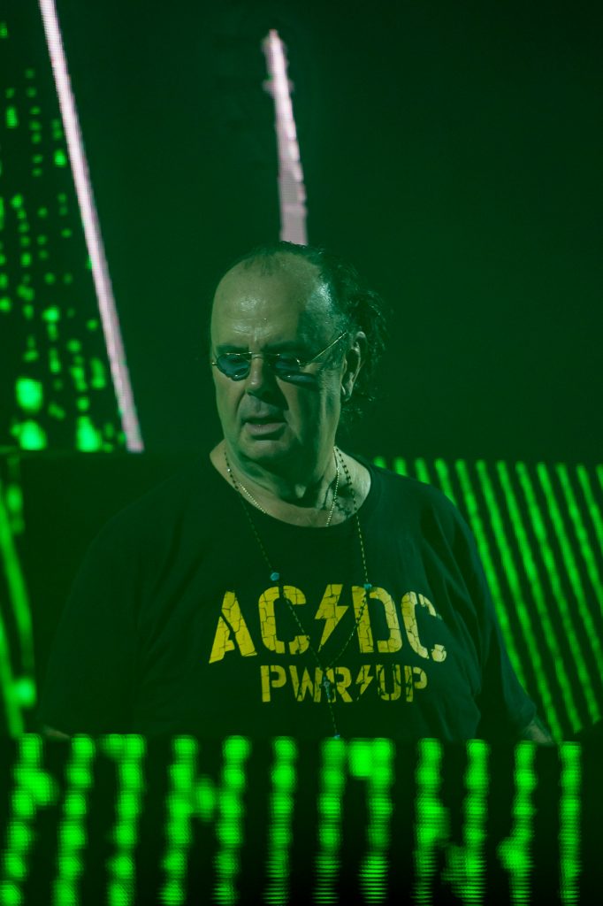 Camarotesalvador2023 17fev Jacke 3325