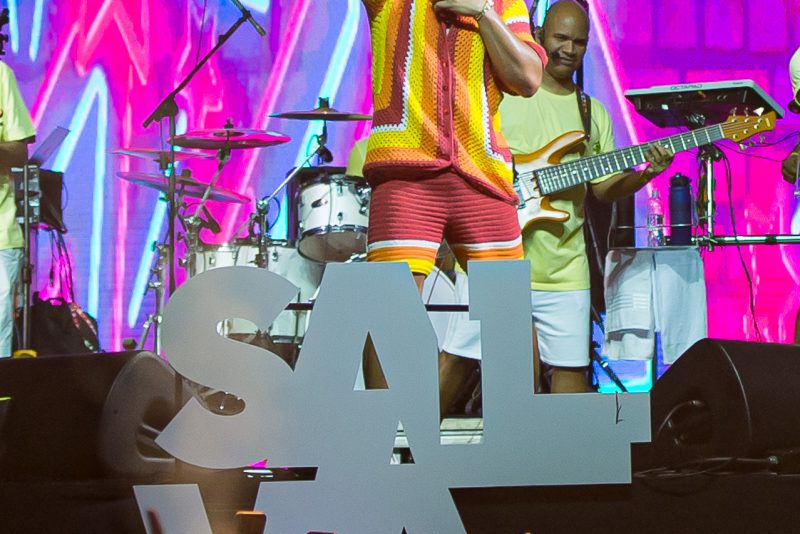 Curto-circuito - Shows de Diplo, Carlinhos Brown e Xanddy Harmonia animam terceiro dia de Camarote Salvador