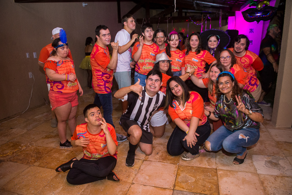 Associação Fortaleza Down promove bloquinho de Carnaval para jovens e crianças com síndrome de Down