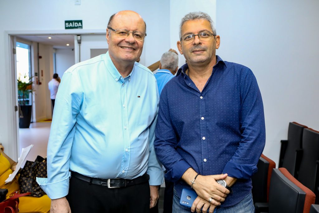 Claudios Maia E Cancio Neto