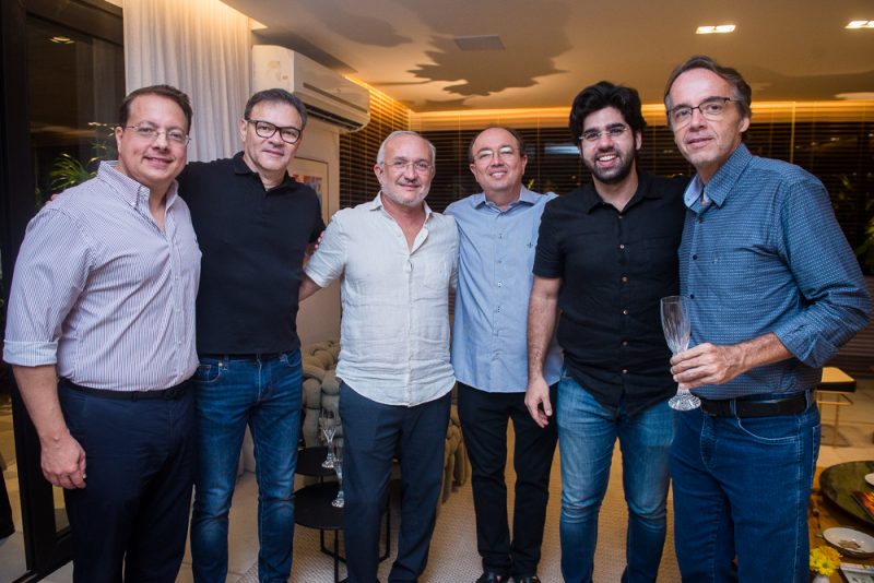 Petit Comité - Fernando Novais abre as portas do seu elegante endereço para o primeiro jantar do ano da Confraria Amis & Vins