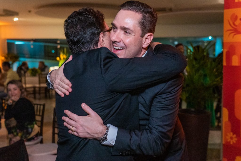 Eduardo Bismarck E Convidado (3)