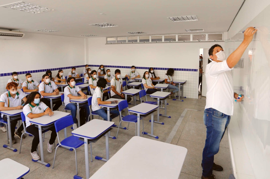 Ceará apresenta o maior percentual de alunos do ensino fundamental da rede matriculados em tempo integral do Brasil