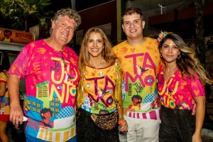 Evandro, Eliziane E Guilherme Colares, E Jéssica Guimarães