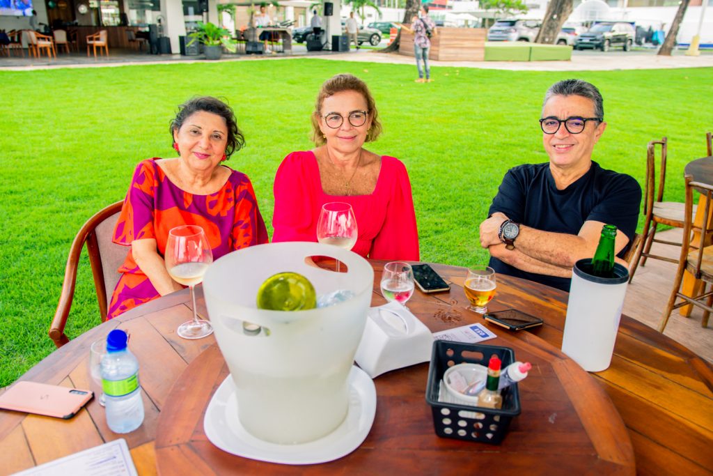 Fátima Ferreira, Márcia Resende E Glauter Nepomuceno
