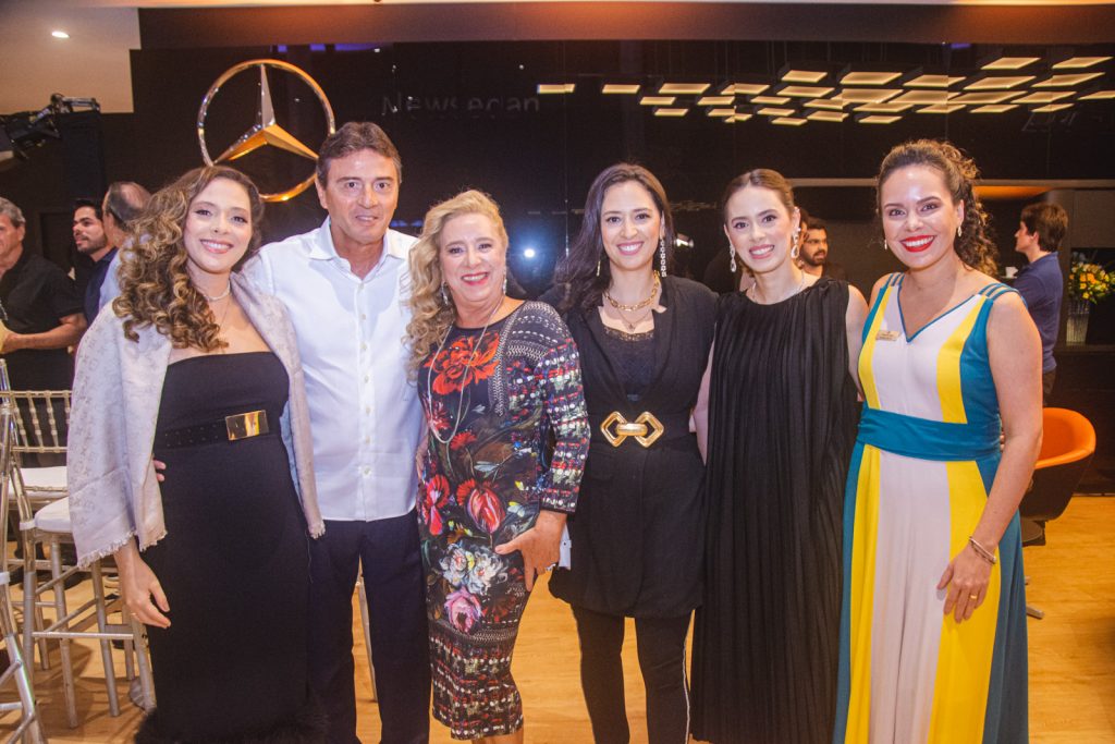 Gabriela, Luiz, Bricia, Mayra E Rafaela Carvalho E Karol Mota