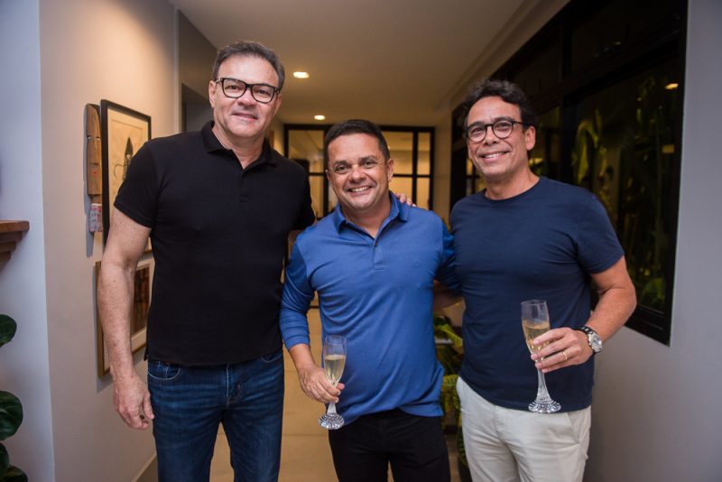 Petit Comité - Fernando Novais abre as portas do seu elegante endereço para o primeiro jantar do ano da Confraria Amis & Vins