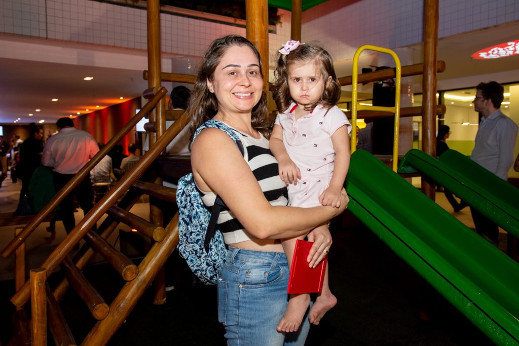 Jane Apolonio E Maria Eleonora