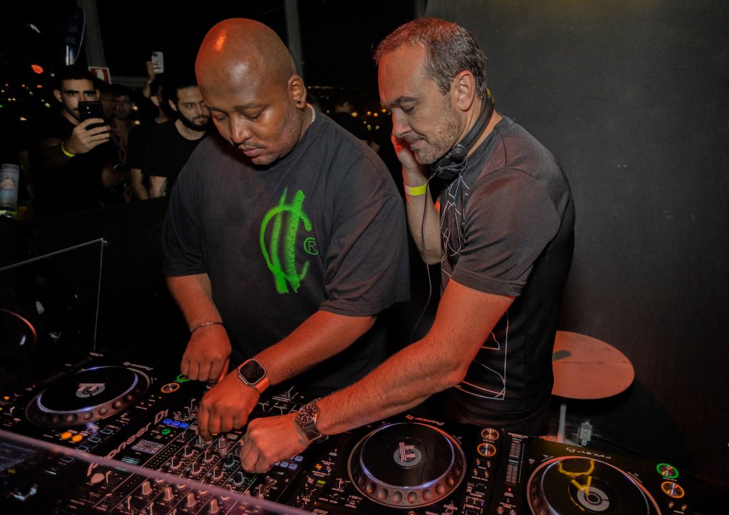 Kasango E Bruno Menezes 16