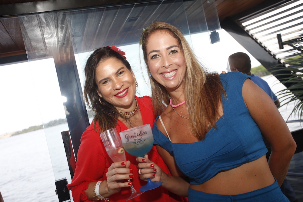 Luciana Borges E Raquel Ferreira