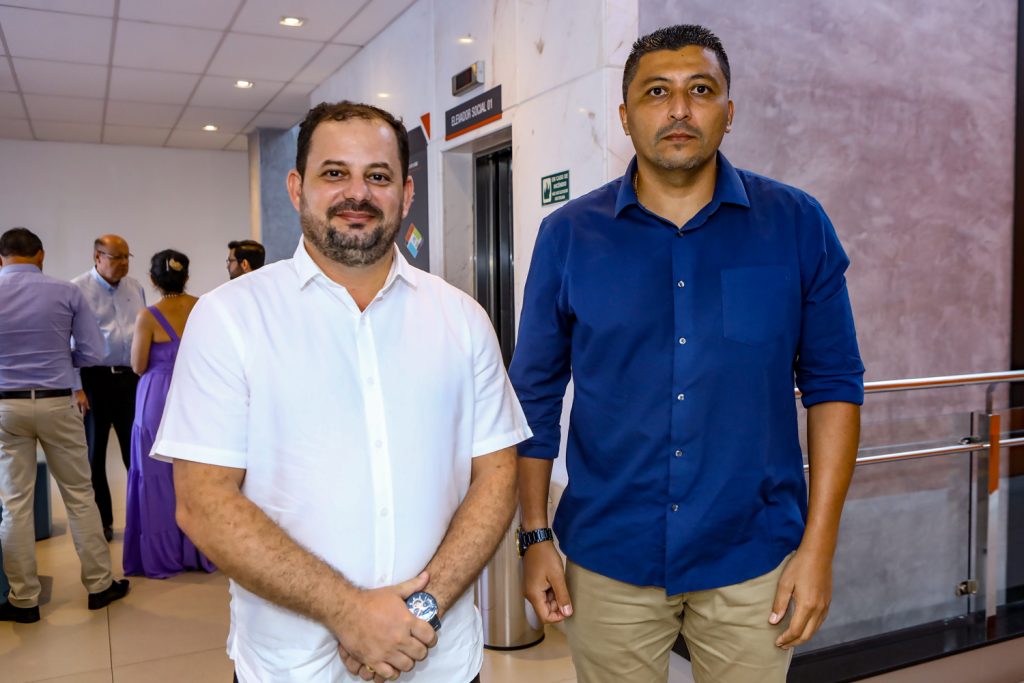 Newton Fialho E Hemerson Oliveira