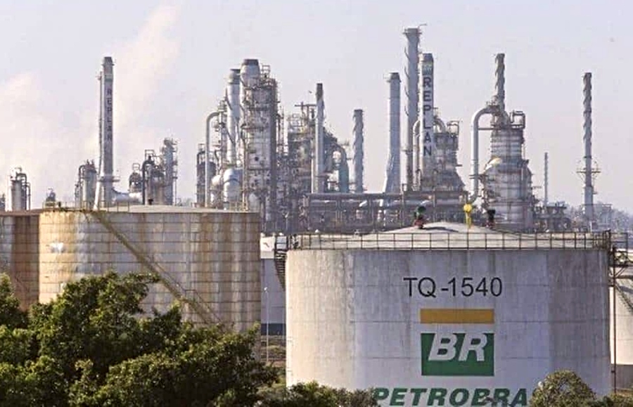 Petrobras bate recorde de utilização de refinarias