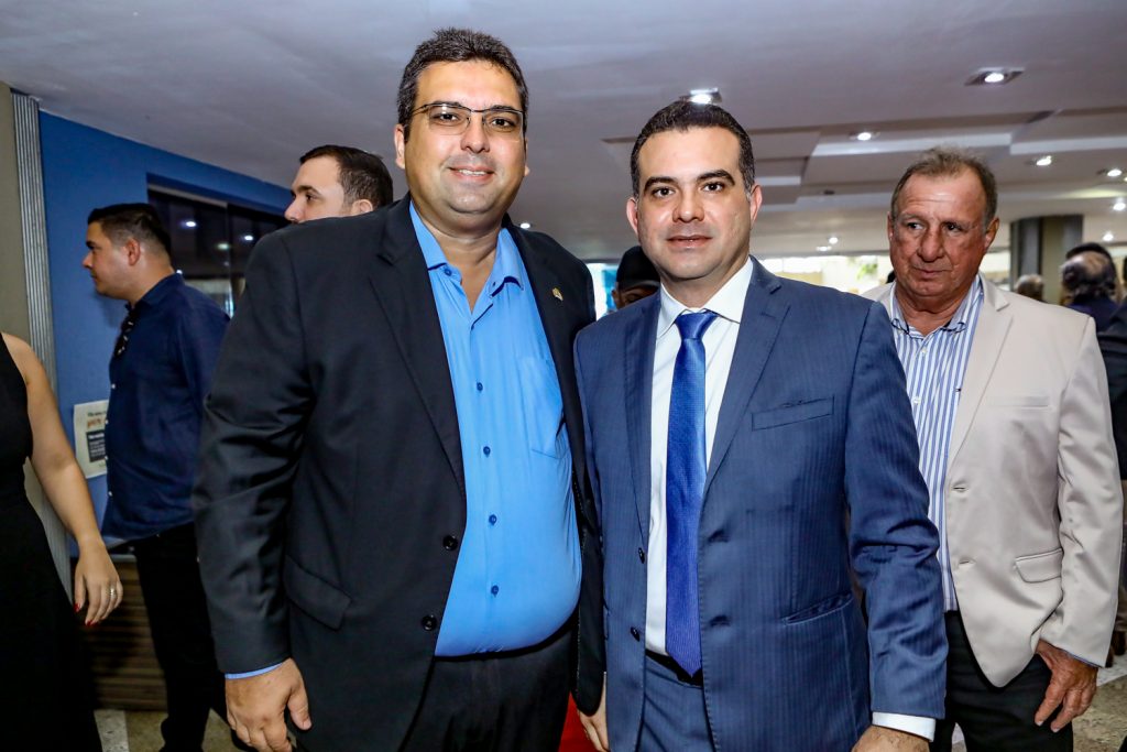 Renis Frota E Simao Pedro