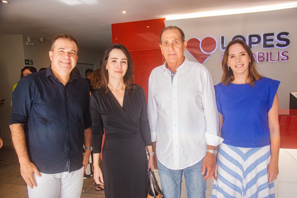 Ricardo Bezerra, Luciana Lobo, Joao Fiuza E Renata Santos