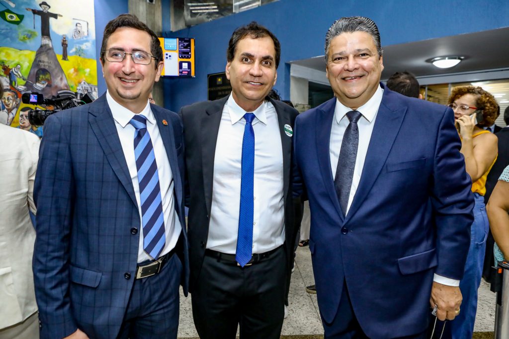 Roberto Victor, Luis Sergio E Colombo Cialdini