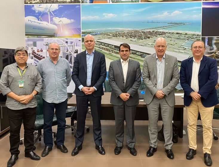 Salmito Filho recebe executivos da THA e obras da usina de H²V iniciam em 2024