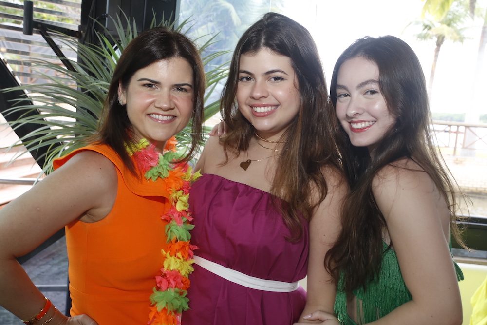 Ticiana E Sarah Brígido E Júlia Brasil