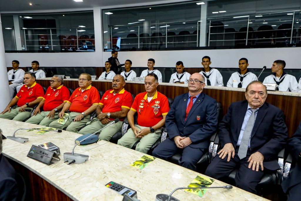 Titulo Cidadao Honorario De Fortaleza Ao Cap De Mar E Guerra Valença (3)