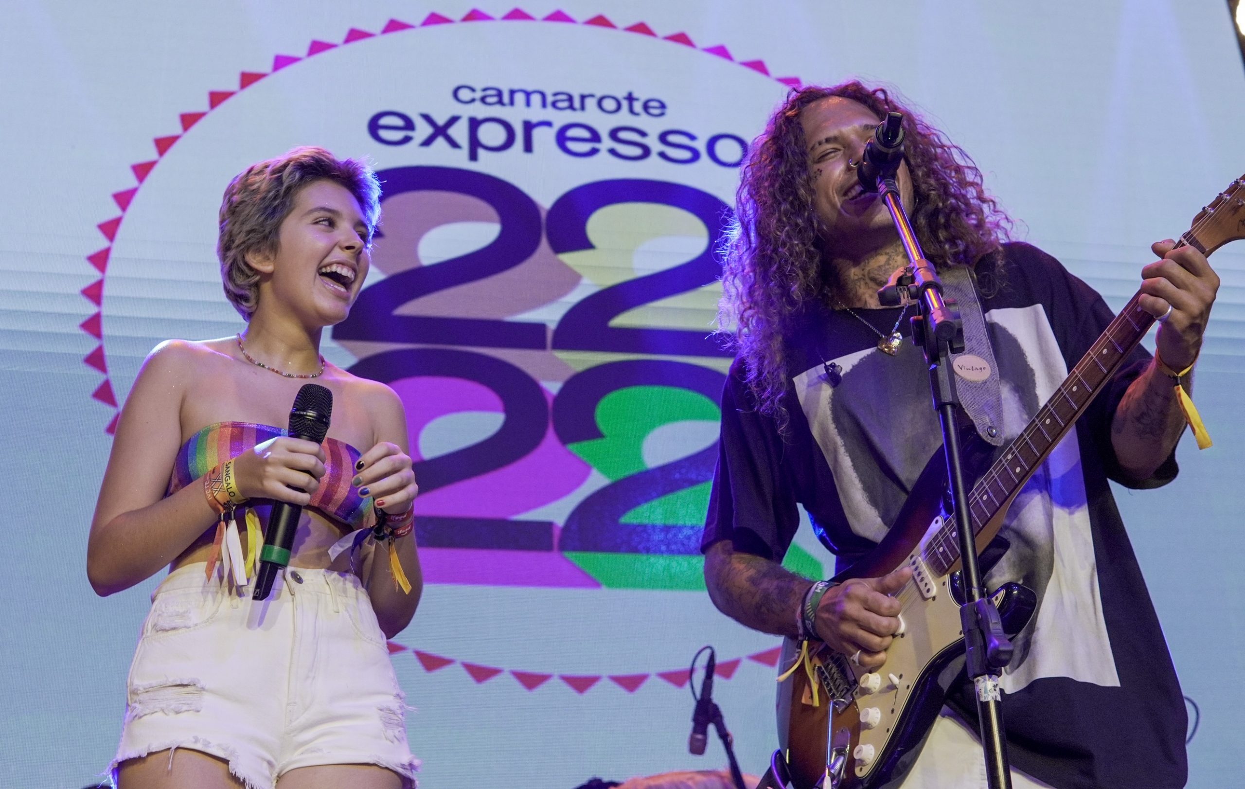 Com shows de Karol Conká, Vitão e Flor Gil, o Expresso 2222 não deixou ninguém parado no domingo