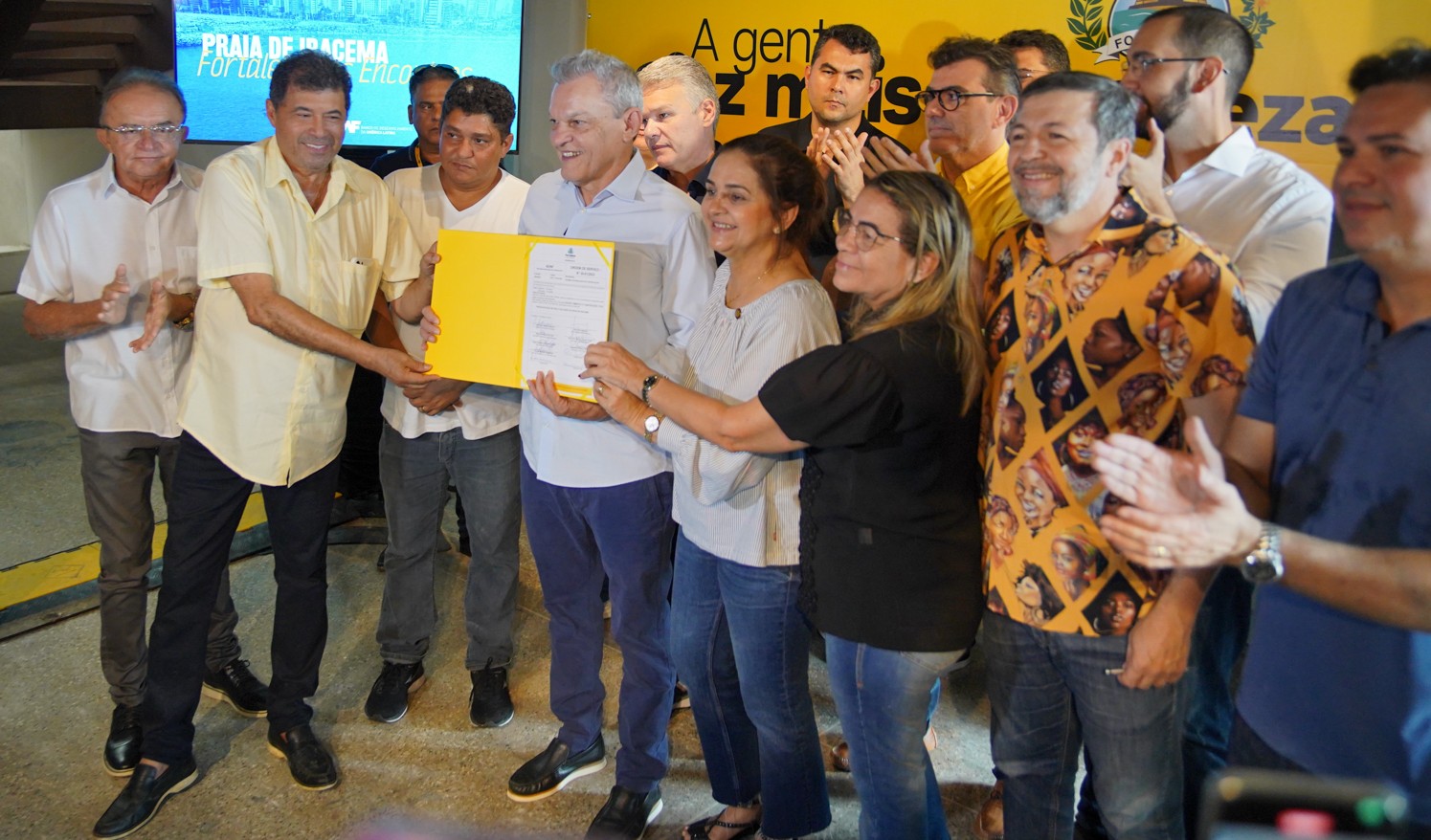 Sarto assina ordem de serviço para urbanização e requalificação da Praia de Iracema