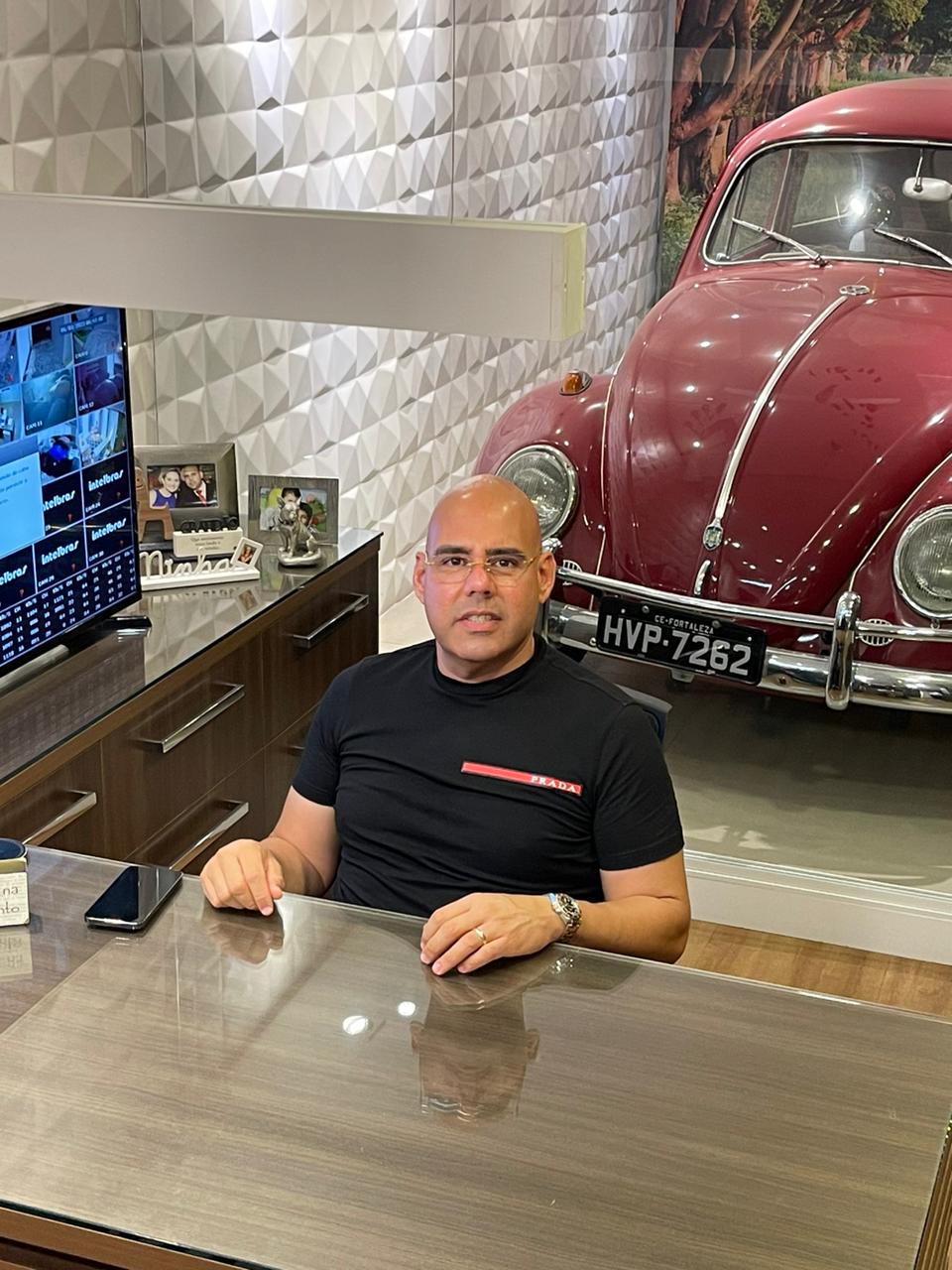 Pesquisa OLX aponta que 92% dos consumidores estão interessados em automóveis seminovos e usados; especialista cita motivos