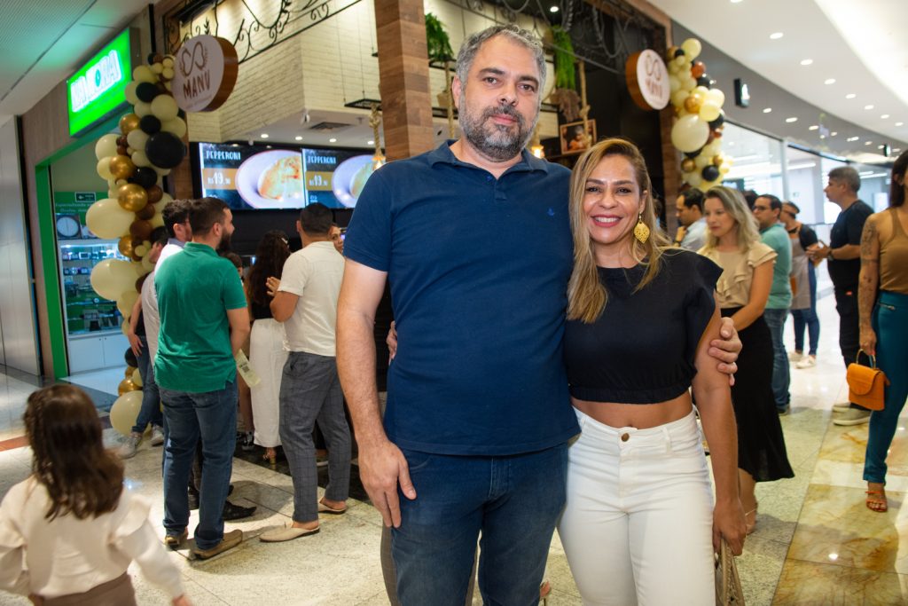 Aldeziro Maia, Daniela Camelo