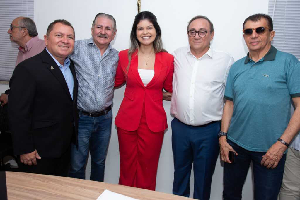 Almir Bié, Karol Bié, Tin Gomes E Ely Aguiar