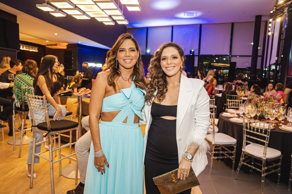 Ana Carolina Fontenele E Gabriela Carvalho