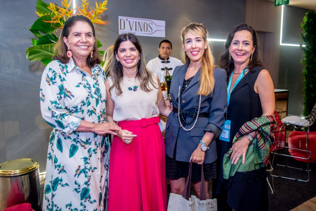 Ana D'aurea Chaves, Isabelle Costa, Raquel Machado E Natália Abreu