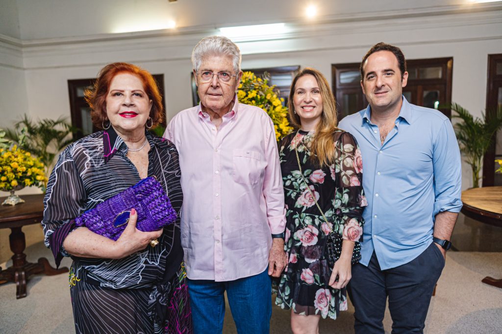 Ana Virginia, Lucio, Fabia E Leonardo Carneiro