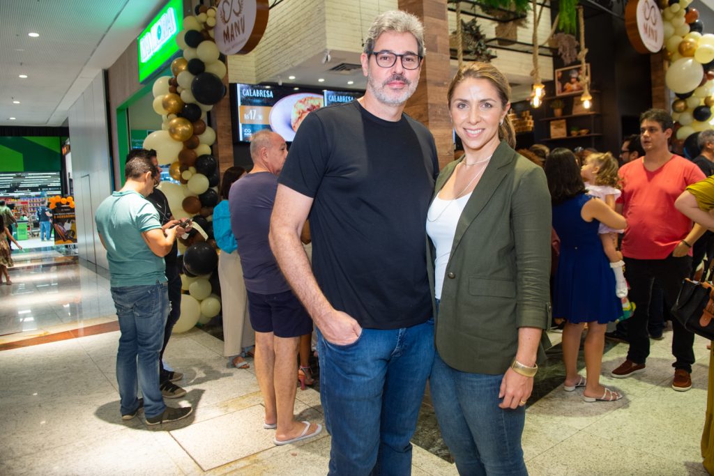 André Santos E Nabirra Acário