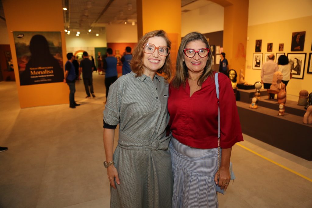 Andréa Dall'olio Hiluy E Lucia Ribeiro Marçal