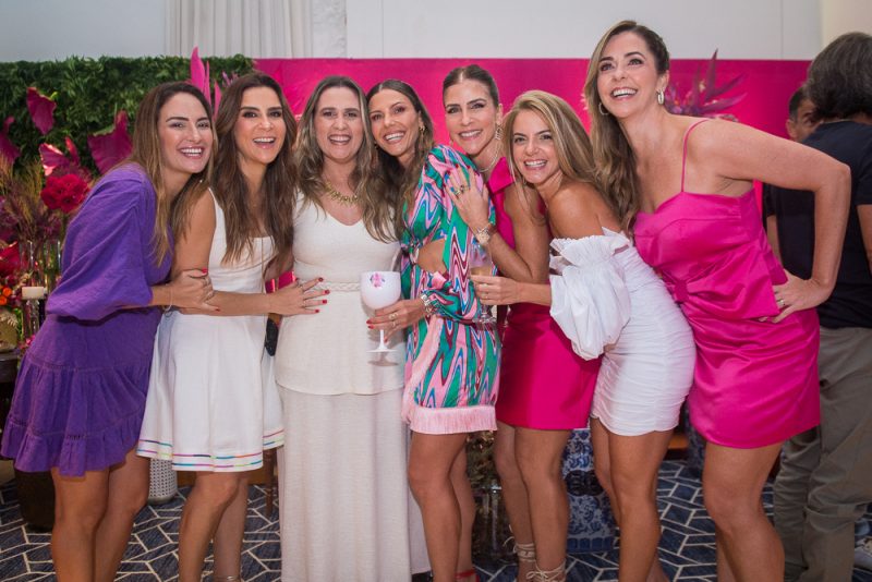 De repente...40 - Ângela Martin arma uma festança para marcar sua estreia nos 40