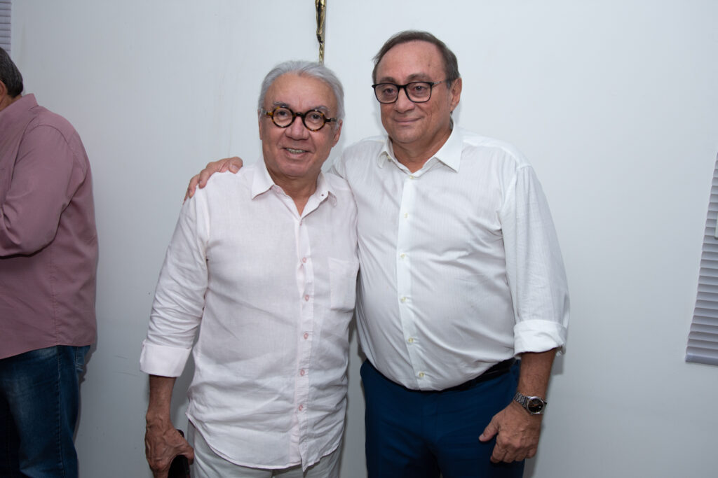 Arnaldo Santos E Tin Gomes