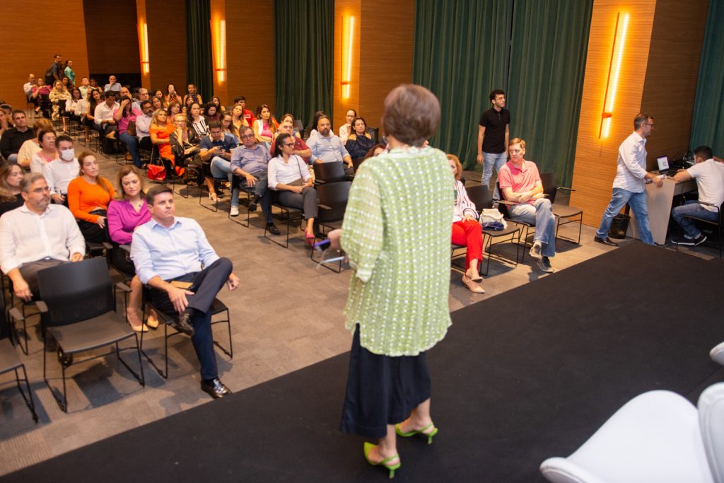 Bate Papo O Que O Seu Dinheiro Financia (7)