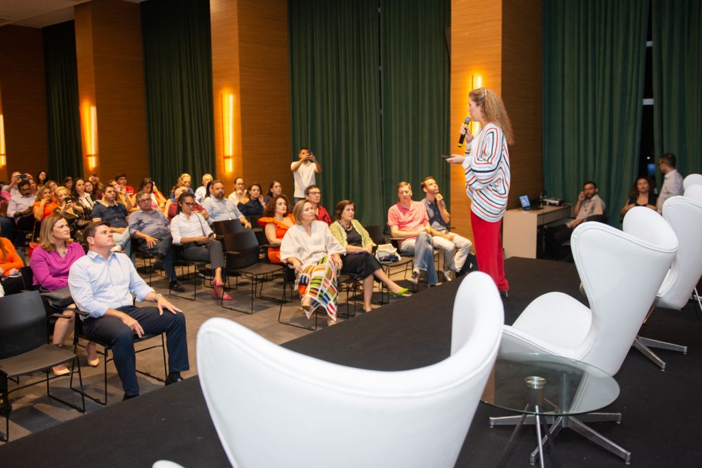 Bate Papo O Que O Seu Dinheiro Financia (8)