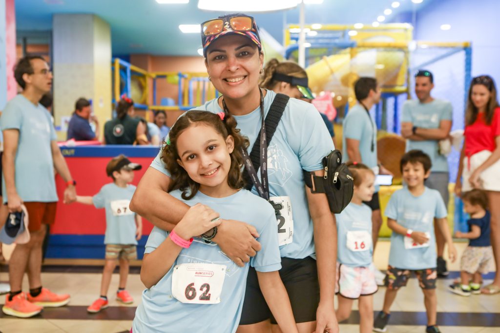 
				Beatriz e Liana Lopes  
				