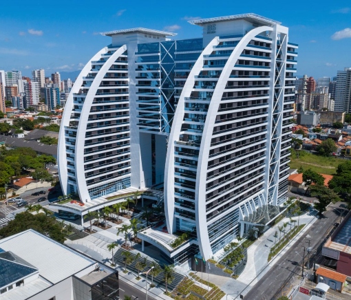 100 artistas vão homenagear Fortaleza desenhando a cidade do 18º andar do BS Design
