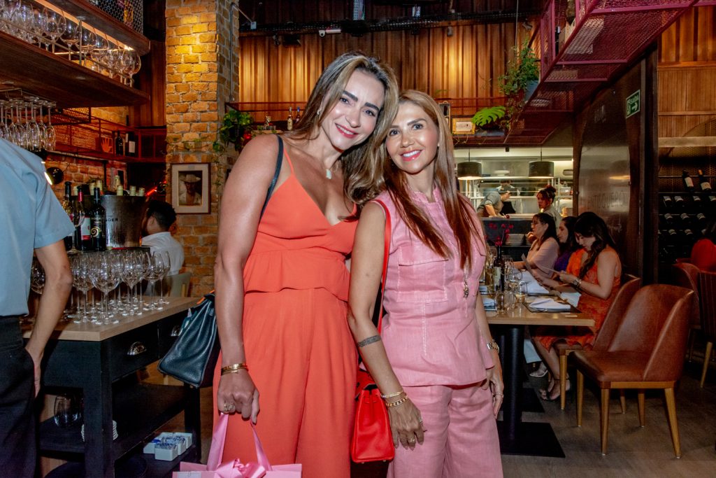 Camila Quinderé E Wayne Moreira