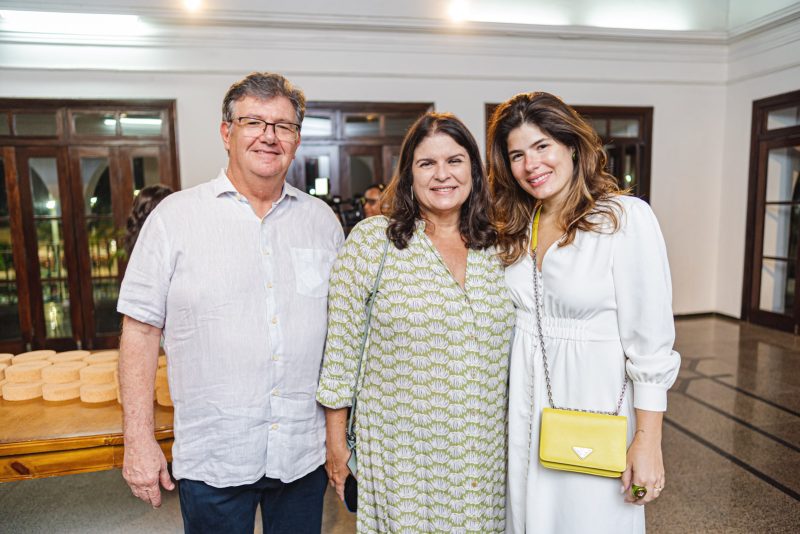 Viagens inesquecíveis - Ana D’Aurea e Rita Cruz celebram os 20 anos do projeto Viagem Além do Olhar no Ideal Clube