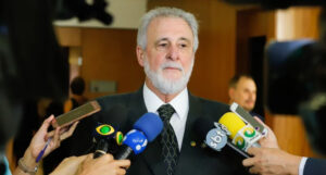 Carlos Melles Presidente Do Sebrae Nacional